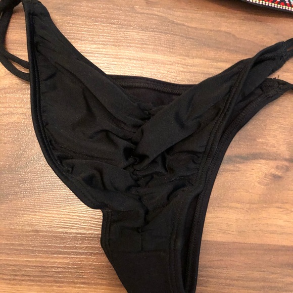 Bananhot Bikini - Picture 4 of 5